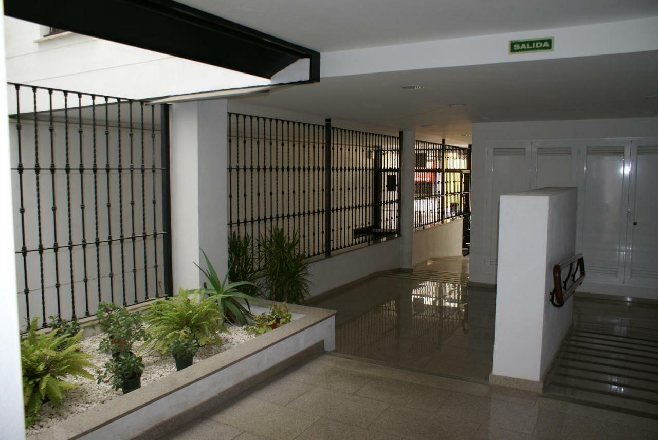 Appartement First Floor Close Macarena Church *